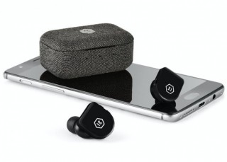 Master & Dynamic MW07 GO hos Hages.se